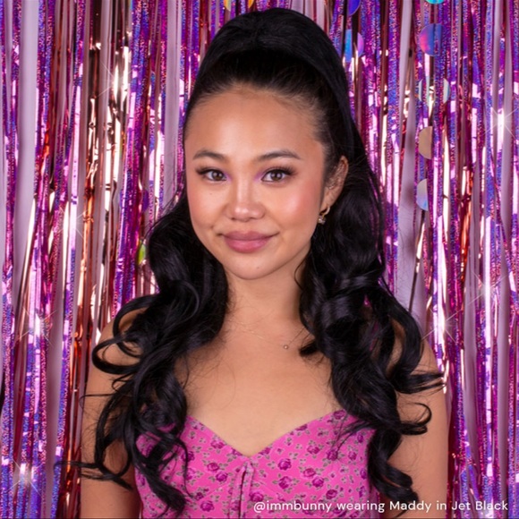 INSERT NAME HERE | Maddy Draw-String Ponytail - Picture 9 of 14